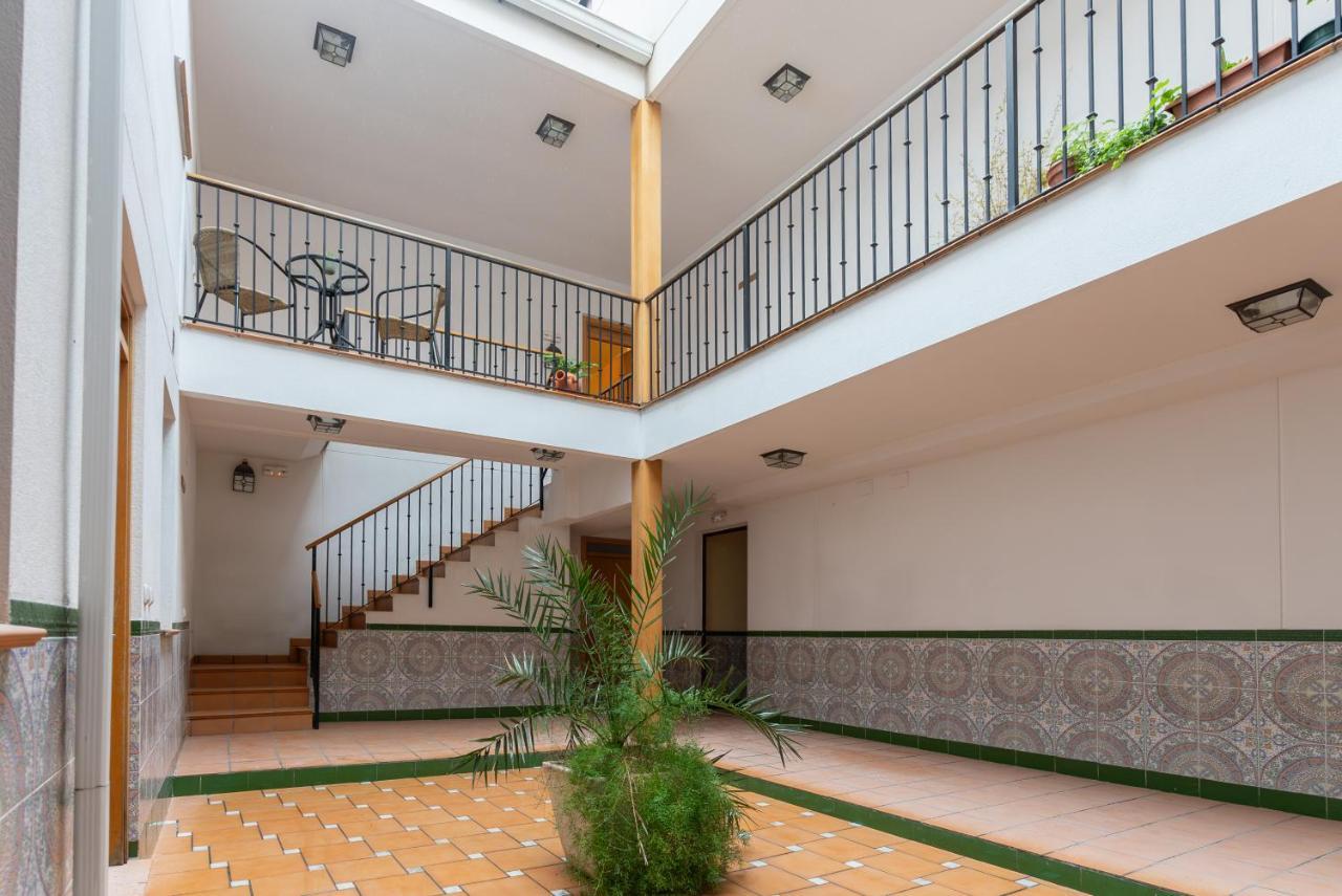 Apartamento Puerta De Cordoba- Exterior Con Balcones Dış mekan fotoğraf