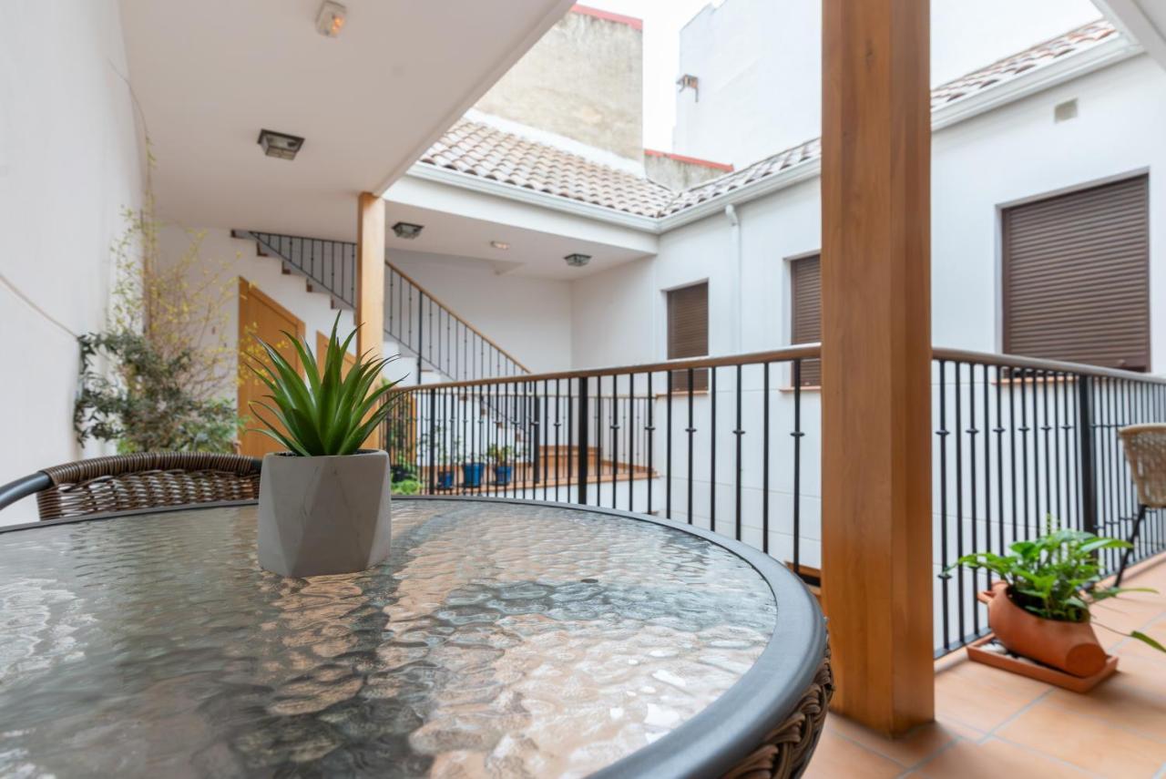 Apartamento Puerta De Cordoba- Exterior Con Balcones Dış mekan fotoğraf