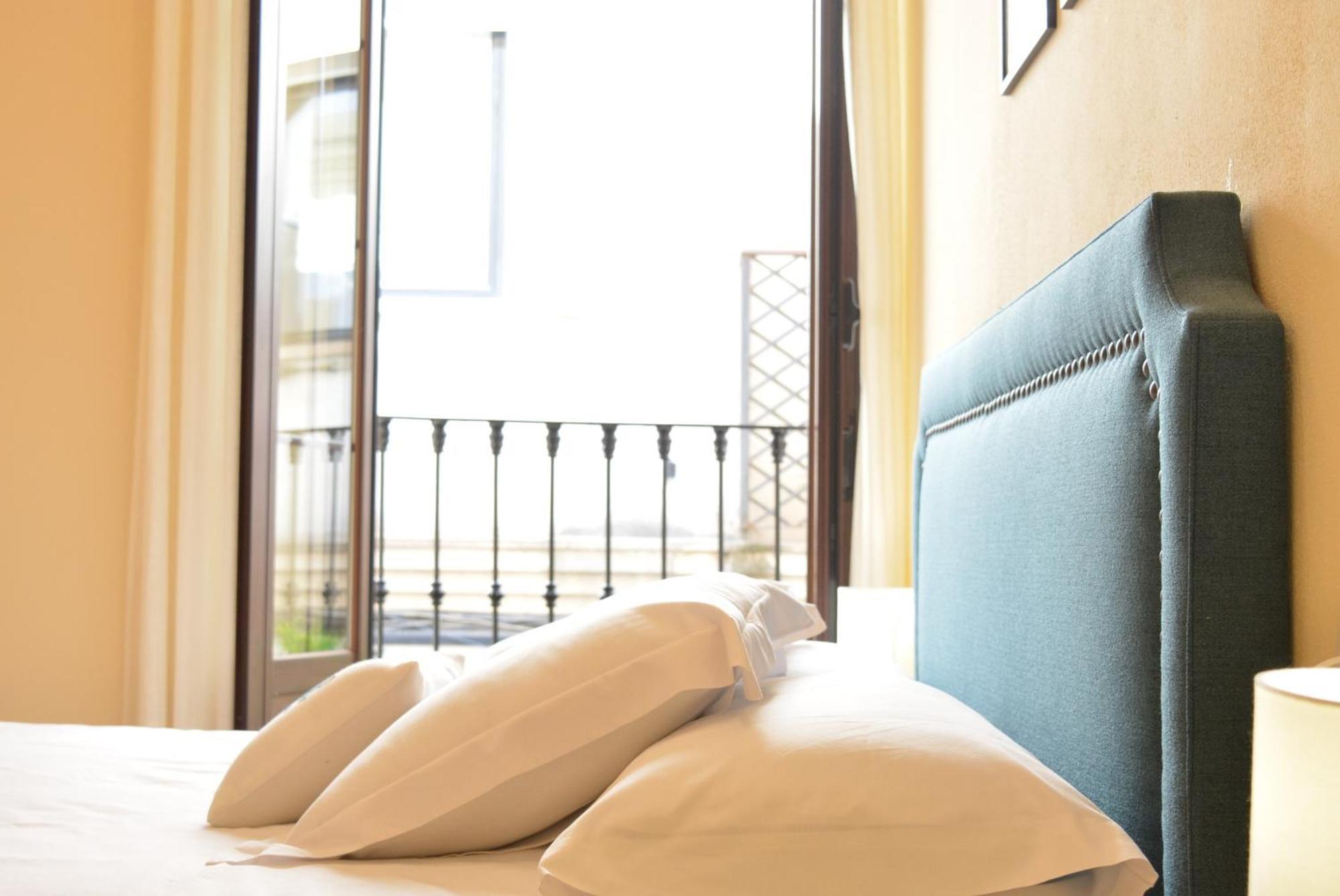 Apartamento Puerta De Cordoba- Exterior Con Balcones Dış mekan fotoğraf