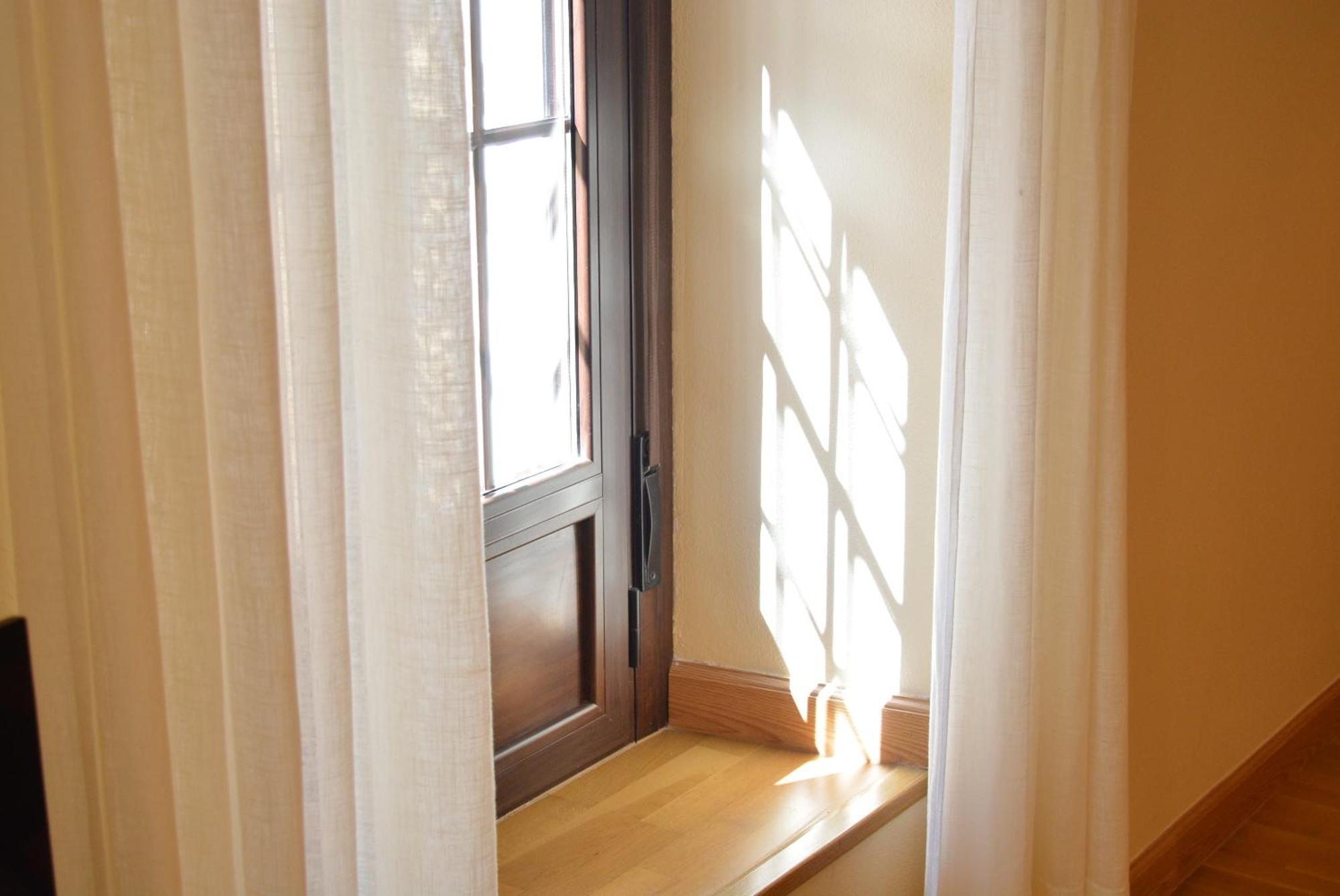 Apartamento Puerta De Cordoba- Exterior Con Balcones Dış mekan fotoğraf