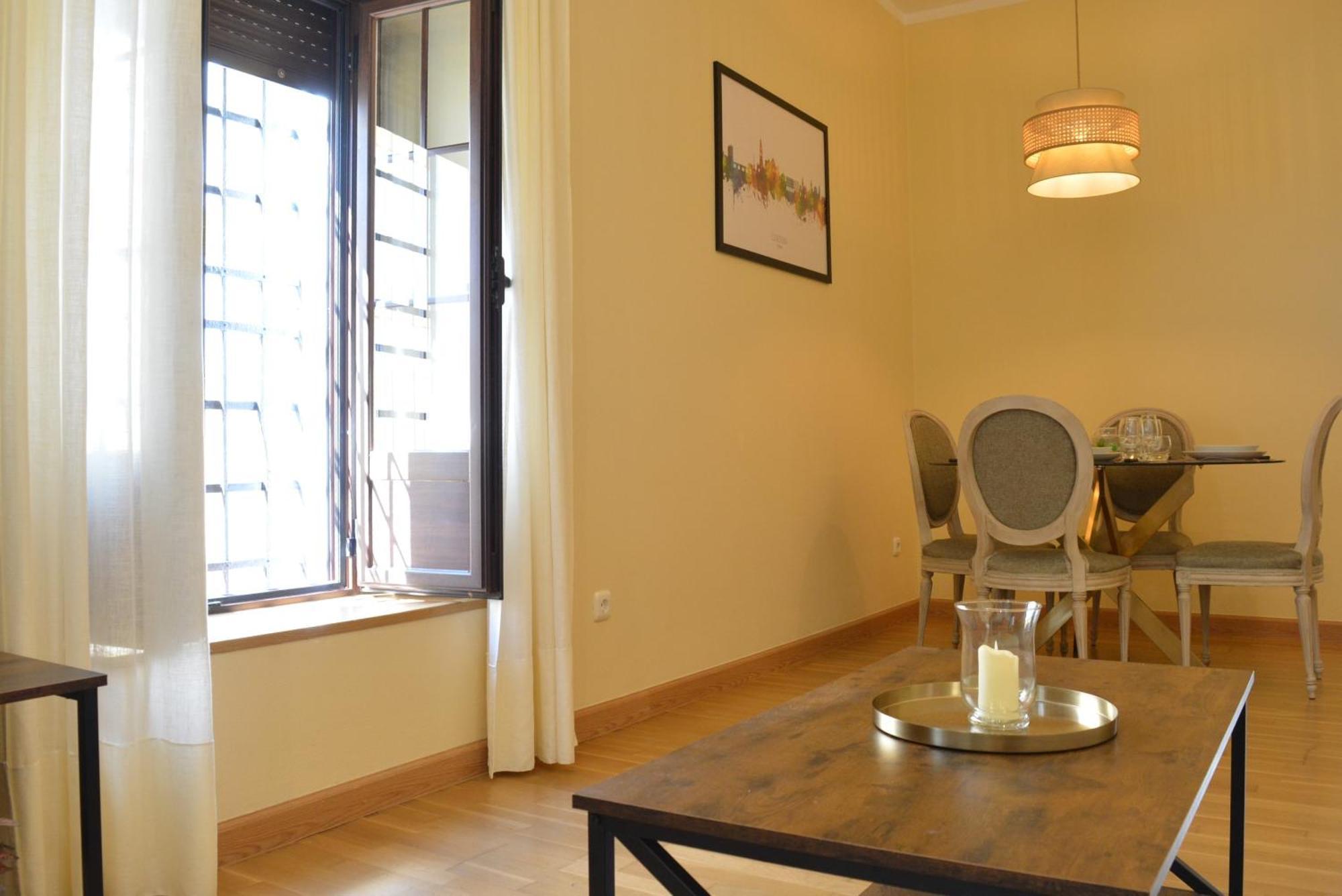 Apartamento Puerta De Cordoba- Exterior Con Balcones Dış mekan fotoğraf