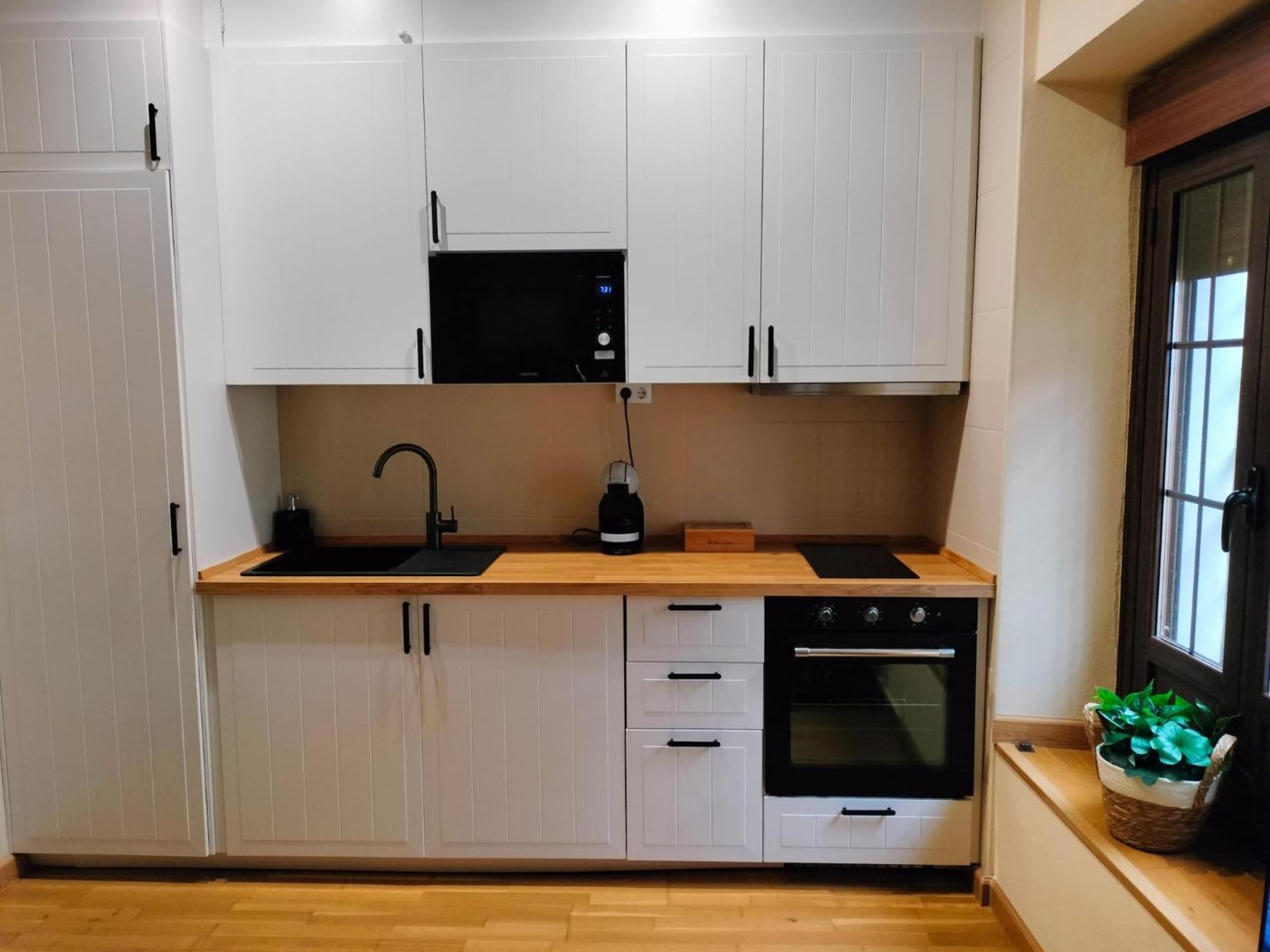 Apartamento Puerta De Cordoba- Exterior Con Balcones Dış mekan fotoğraf